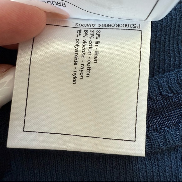 CHANEL women blouse size 44FR or XL Authentic Retail 1850$ - Picture 5 of 11